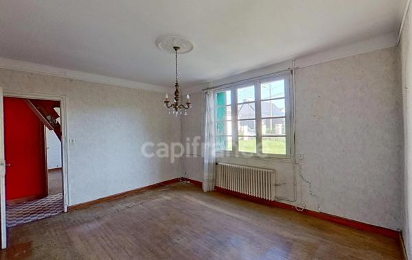Dpt Côtes-d’Armor (22), à vendre PAIMPOL – Secteur Lanvignec – Maison à reprendre – 65 m² de plain-pied – T3 – 2 chambres – Combles 56 m² - Terrain 634m² -2 dépendances – Centre et port proches