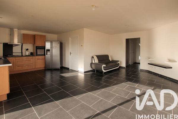 Location maison 4 pièces 83 m² Saint-Fulgent