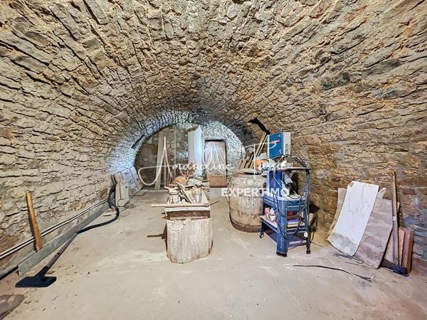 Nant (12230) Authentique maison caussenarde au charme unique