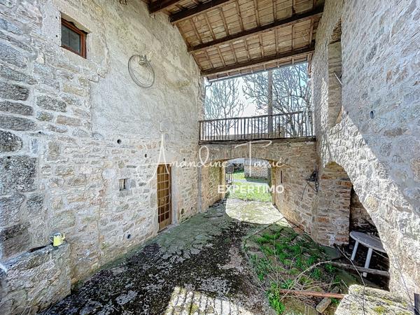 Nant (12230) Authentique maison caussenarde au charme unique