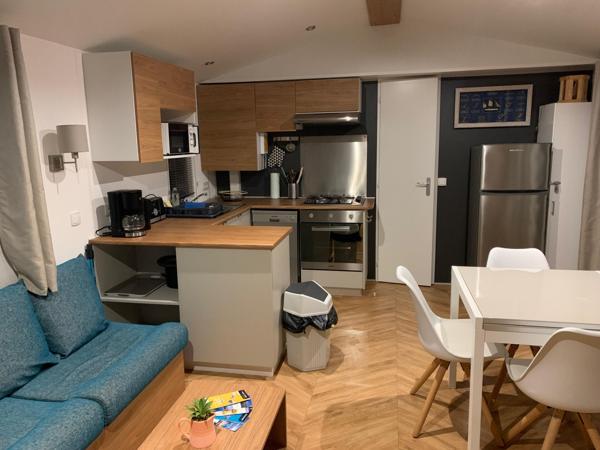 Mobil home 40 m2, 3 chambres à 20 m de la plage.