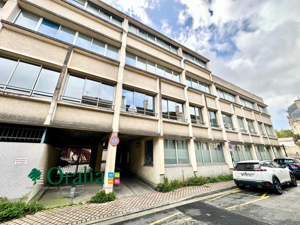 Parking · Location Bordeaux (33000)