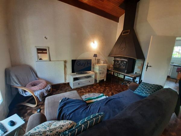 Maison 5 pièce(s) 141.28 m2 - STE EULALIE EN BORN