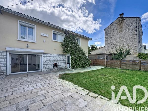 Maison à vendre 5 pièces 122 m² Gond-Pontouvre