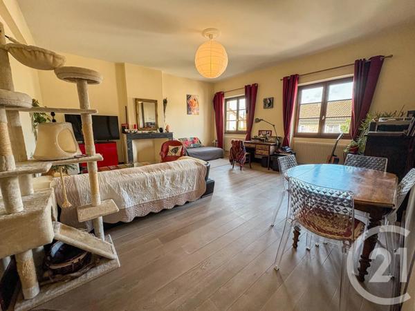 Appartement F3 à vendre  5 pièces - 90,26 m 2   VILLEFRANCHE SUR SAONE  - 69
