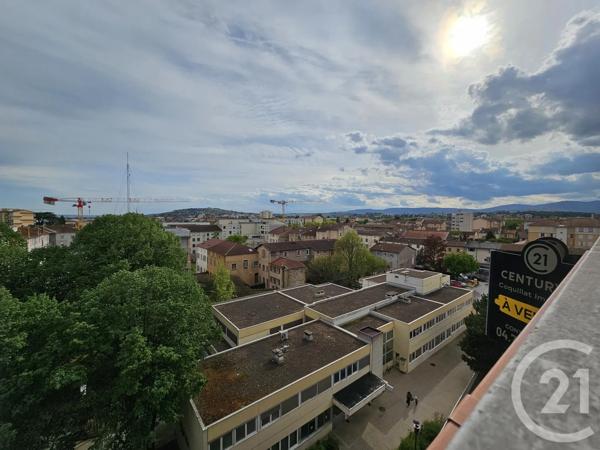 Appartement F3 à vendre  5 pièces - 90,26 m 2   VILLEFRANCHE SUR SAONE  - 69