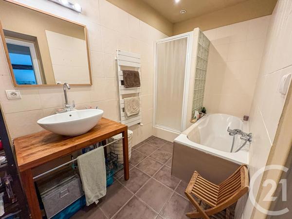 Appartement F3 à vendre  5 pièces - 90,26 m 2   VILLEFRANCHE SUR SAONE  - 69