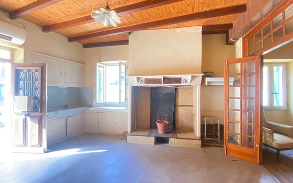 Maison à vendre    2 pièces •  Puylaroque