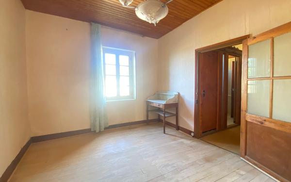 Maison à vendre    2 pièces •  Puylaroque