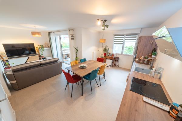 Appartement T3 2 chambres Balcon Garage Avrillé