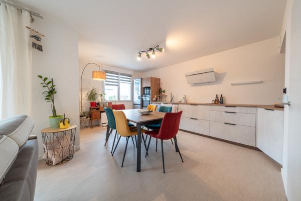 Appartement T3 2 chambres Balcon Garage Avrillé