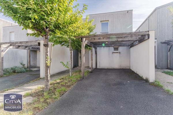 Maison à vendre 4 pièces 77m² Tours (37100)
