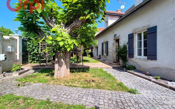 Maison à vendre    6 pièces •  Bellerive-sur-Allier