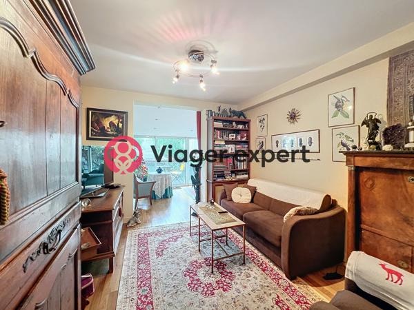 À vendre - Maison, 7 pièces située à Tours (37000)