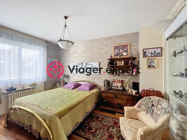 À vendre - Maison, 7 pièces située à Tours (37000)