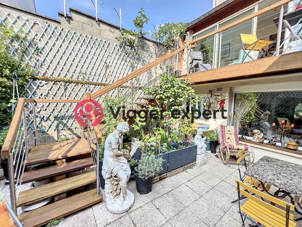 À vendre - Maison, 7 pièces située à Tours (37000)