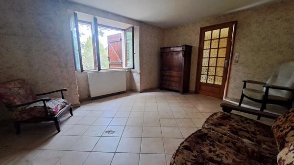 Maison à vendre 5 pièces LAMBREY (70)