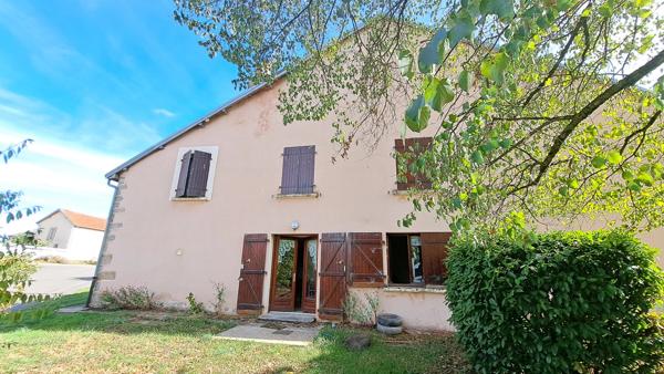 Maison à vendre 5 pièces LAMBREY (70)