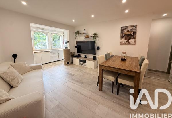 Appartement à vendre 2 pièces 49 m² Le Plan-de-la-Tour