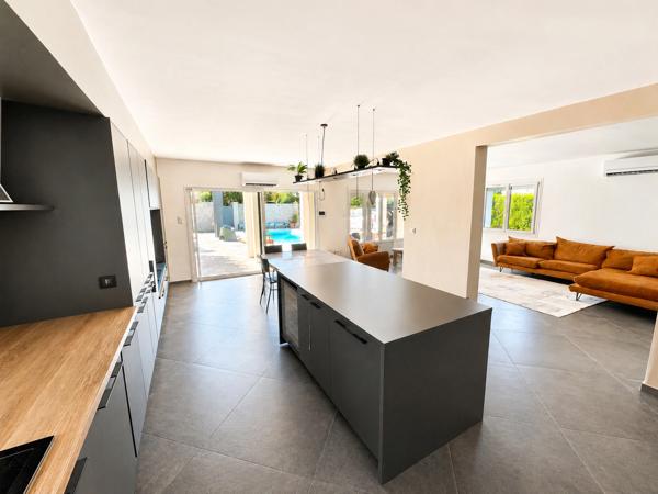 Maison à vendre 7 pièces PEROLS (34)