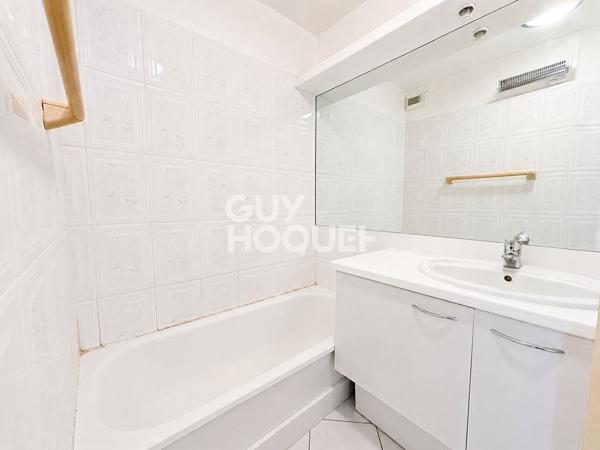 Appartement Vue Mer - T3 + 50m² de terrasse+ parking - résidence avec piscine
