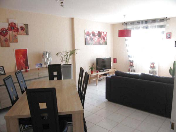 À Vendre : Appartement T3 de 73 m2 avec cave et garage - Coeu