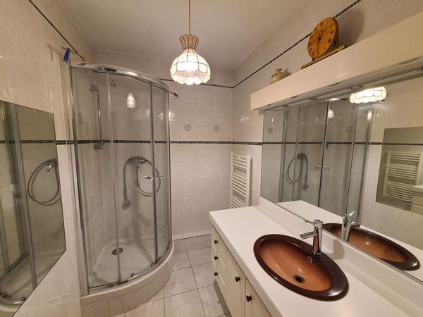 Appartement 4 pièces à vendre à Fontenay-le-Fleury - Calme et Confort