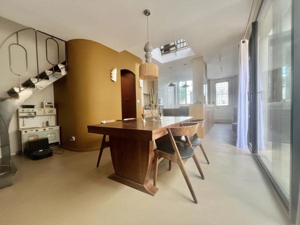 Maison 670 000 € Bordeaux 6 p 110 m² DPE B