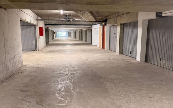 Stationnement à vendre