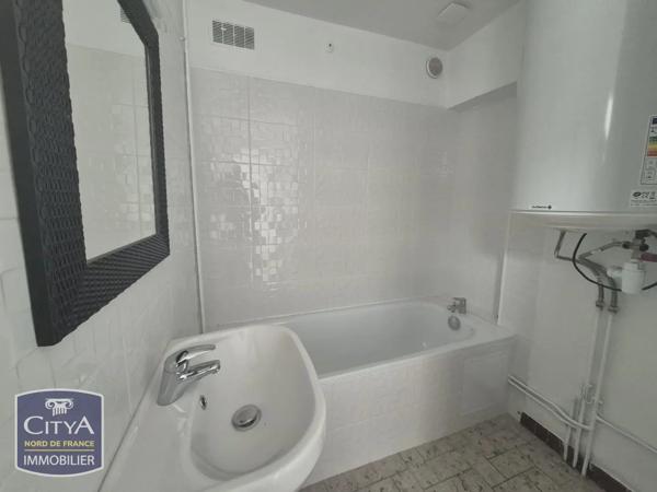 Maison à louer 4 pièces 100.59m² Raismes (59590)