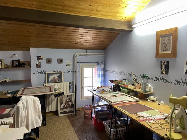 Character property with independent accommodation