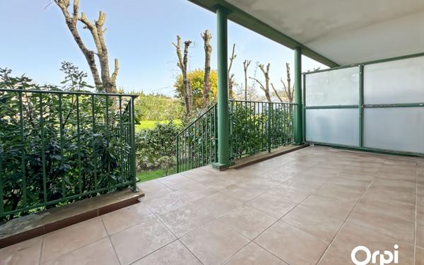 Appartement à vendre    2 pièces • 37 m2 Cogolin