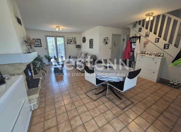 Maison à vendre à Sulniac de 88 m², 4 chambres - Proche bourg, à rénover terrain 560 m²