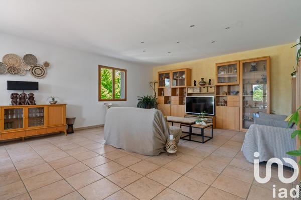 Maison à vendre 6 pièces 202 m² Neyron