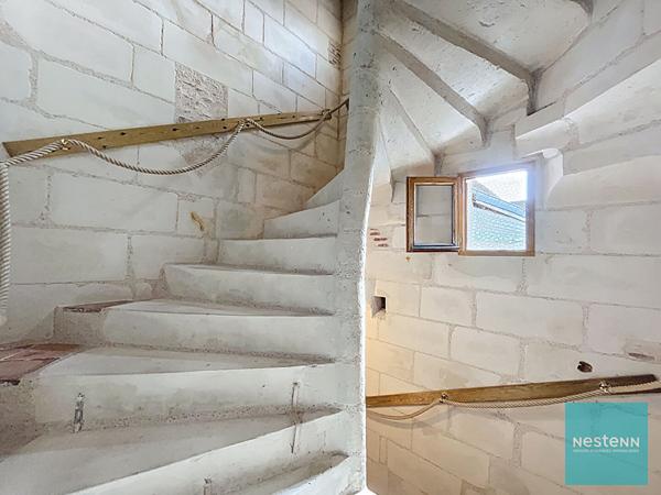 Maison à vendre à Bléré - 6 pièces, 4 chambres, très bon état