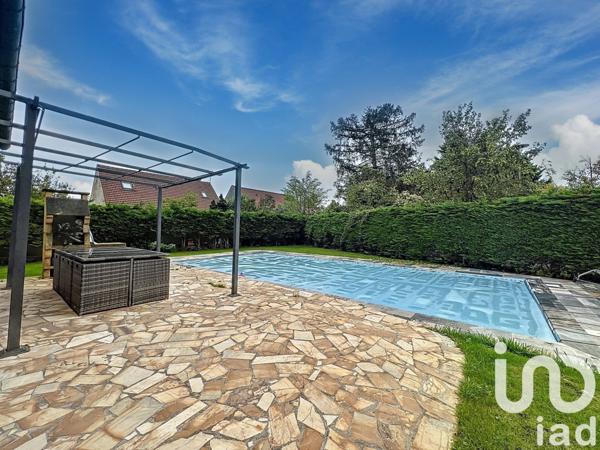 Maison traditionnelle 7 pièces de 175 m² à Othis (77280)