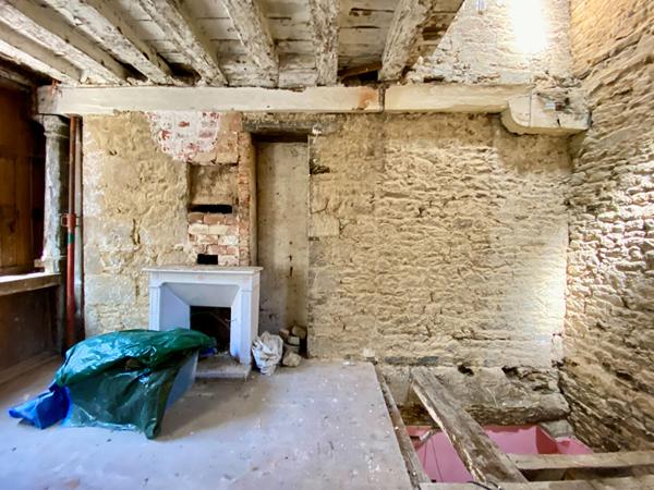 A vendre Immeuble à rénover dans le centre historique de Dinan