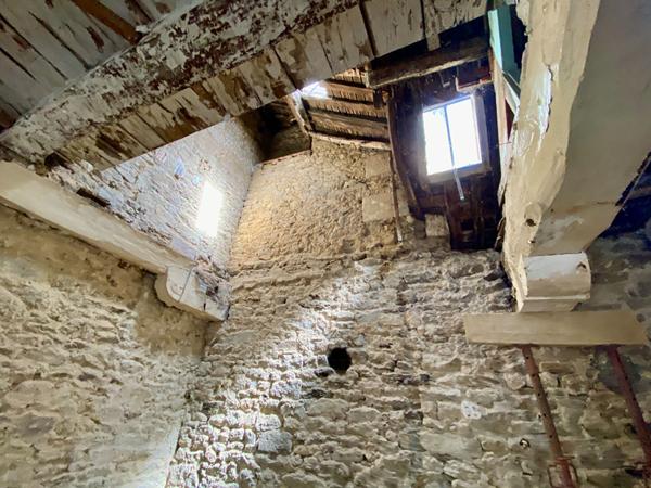 A vendre Immeuble à rénover dans le centre historique de Dinan