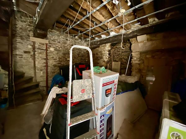 A vendre Immeuble à rénover dans le centre historique de Dinan