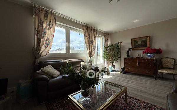 Appartement à vendre    5 pièces • 99,63 m2 Douai