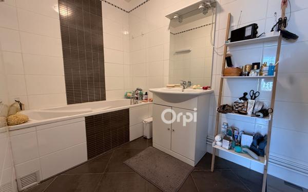 Appartement à vendre    5 pièces • 99,63 m2 Douai