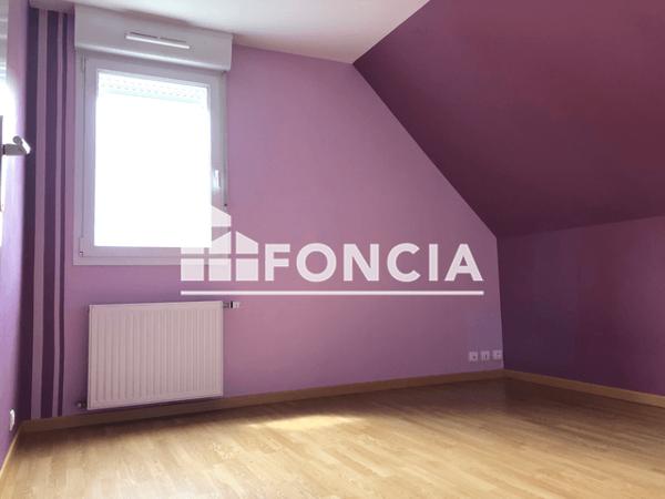 Location Maison 5 pièces 101.78 m² - 8 BIS RUE DU PUITS DE L'ORME Crepy 02870