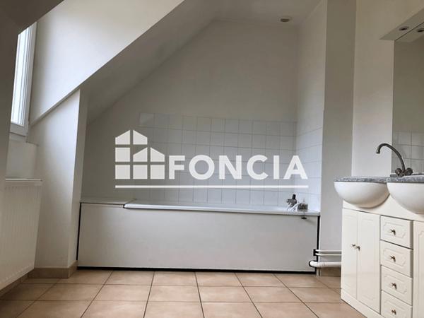 Location Maison 5 pièces 101.78 m² - 8 BIS RUE DU PUITS DE L'ORME Crepy 02870