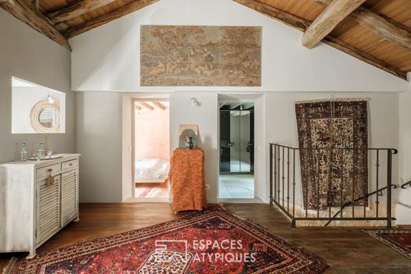 Maison de caractère du XVe, avec grand étang pittoresque