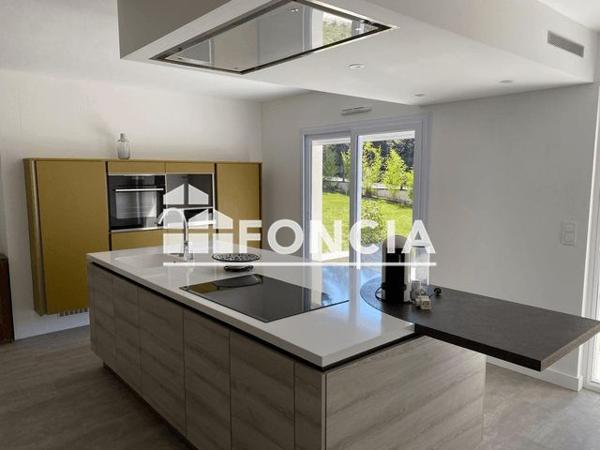 Location Maison 5 pièces 173.25 m² - 3 Rue du Champ de la Montée Bouchemaine 49080