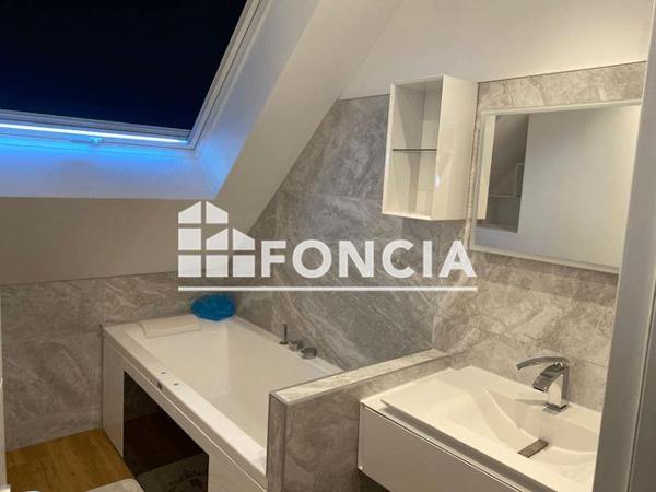 Location Maison 5 pièces 173.25 m² - 3 Rue du Champ de la Montée Bouchemaine 49080