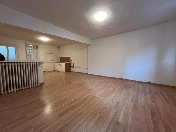 Immeuble d’environ 110 m2