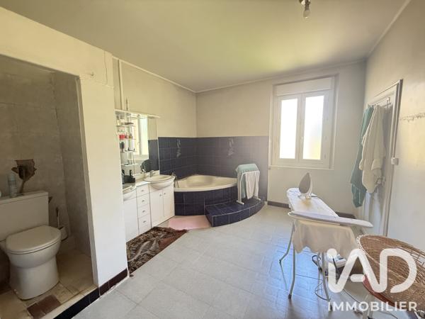 Maison à vendre 8 pièces 347,5 m² Fronton