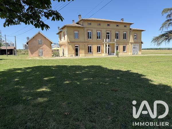 Maison à vendre 8 pièces 347,5 m² Fronton