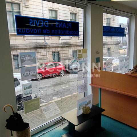 Murs commerciaux de 90m² sur Vannes centre